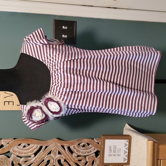 💜 Olivia Moon Purple & White Embellished Top | Ruffle Sleeve | Size L - Picture 3 of 11